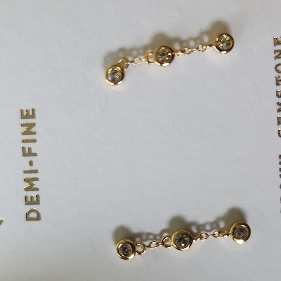 Madewell Demi-Fine Crystal Drop Earrings - Picture 4 of 6